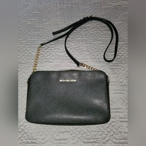 Michael Kors Jet Set Large Saffiano Leather Crossbody Bag